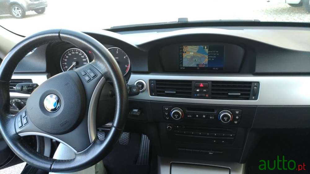 2007' BMW 320 photo #2