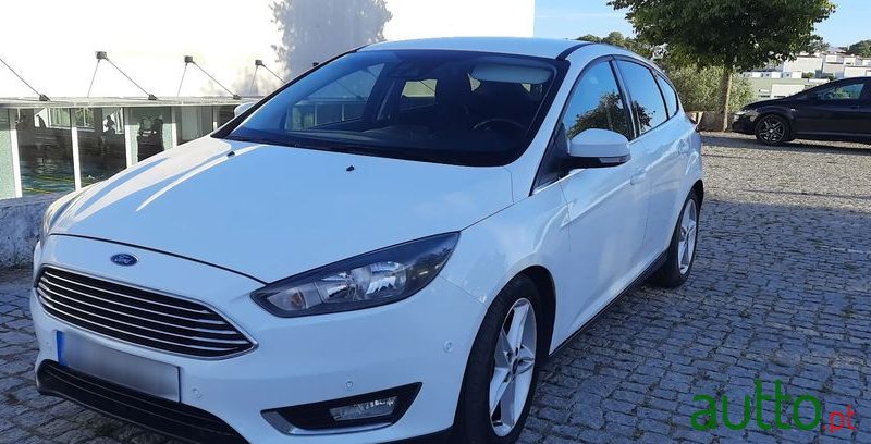 2015' Ford Focus 2.0 Tdci Titanium photo #6