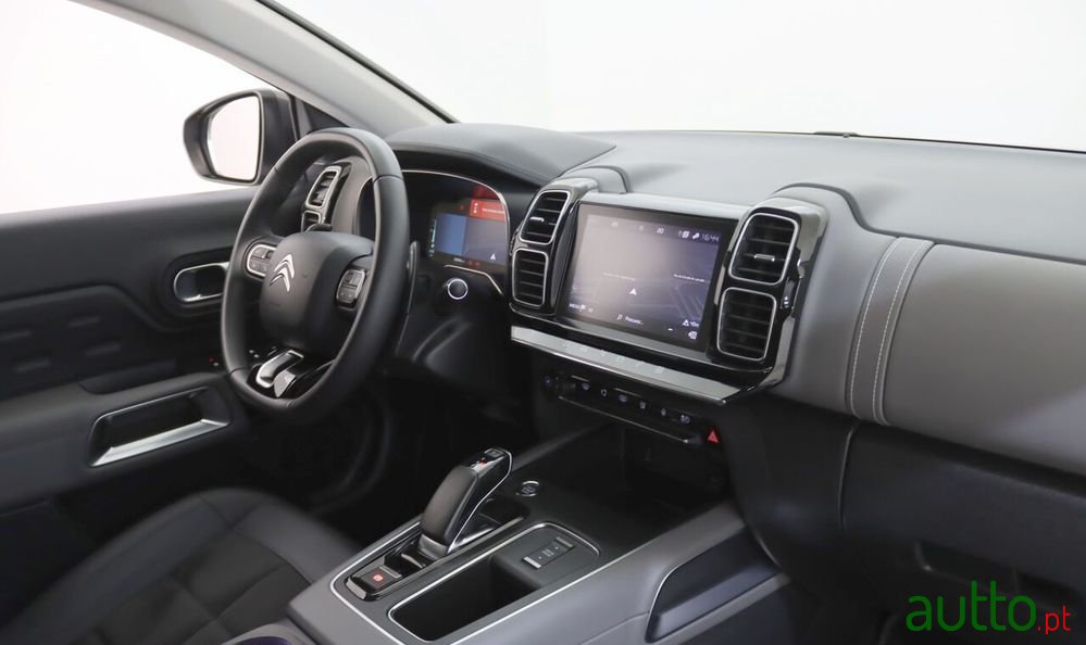 2021' Citroen C5 Aircross photo #4