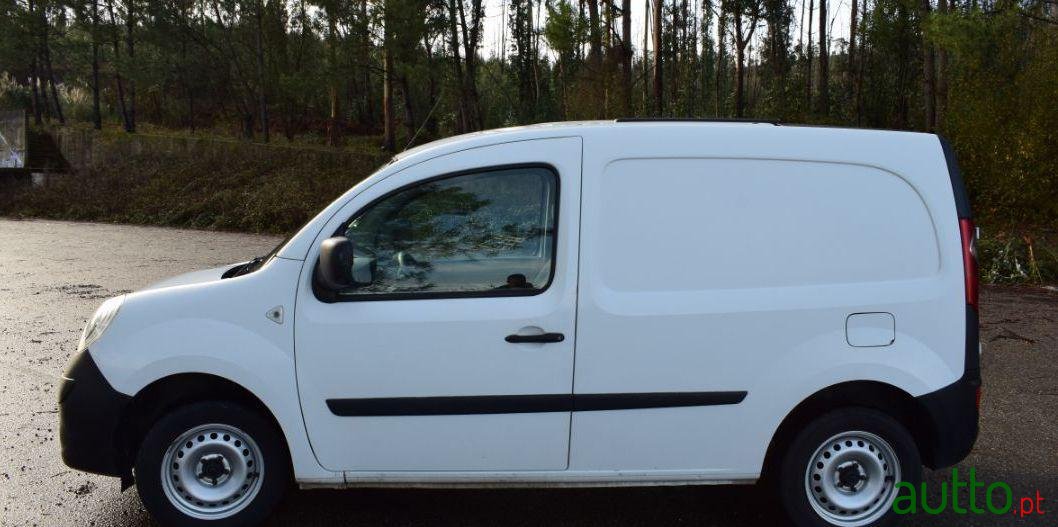 2010' Renault Kangoo photo #2