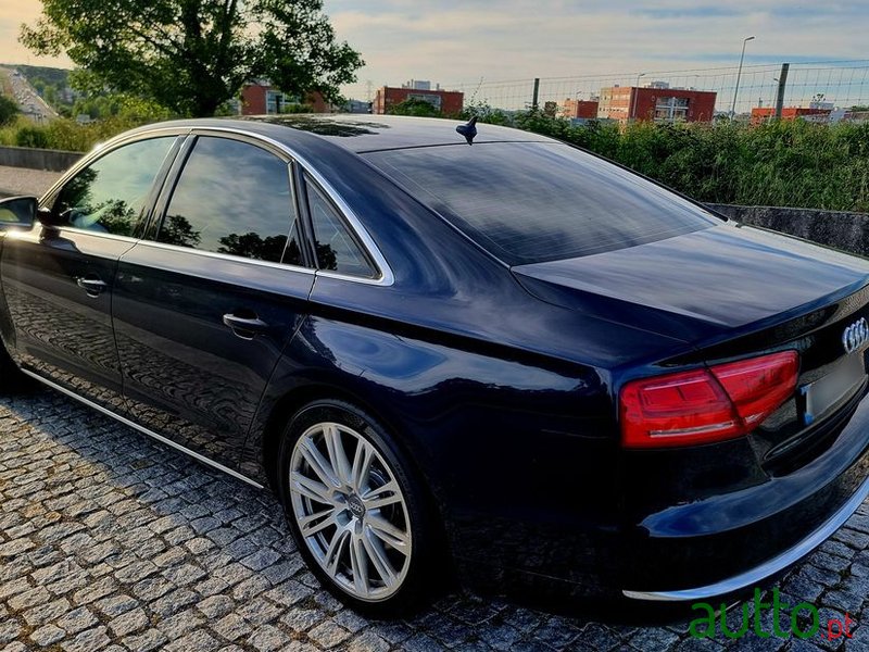 2010' Audi A8 photo #4