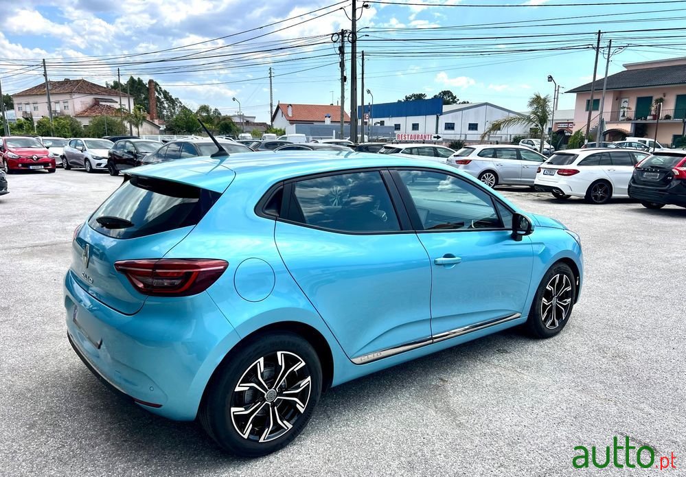 2020' Renault Clio photo #6