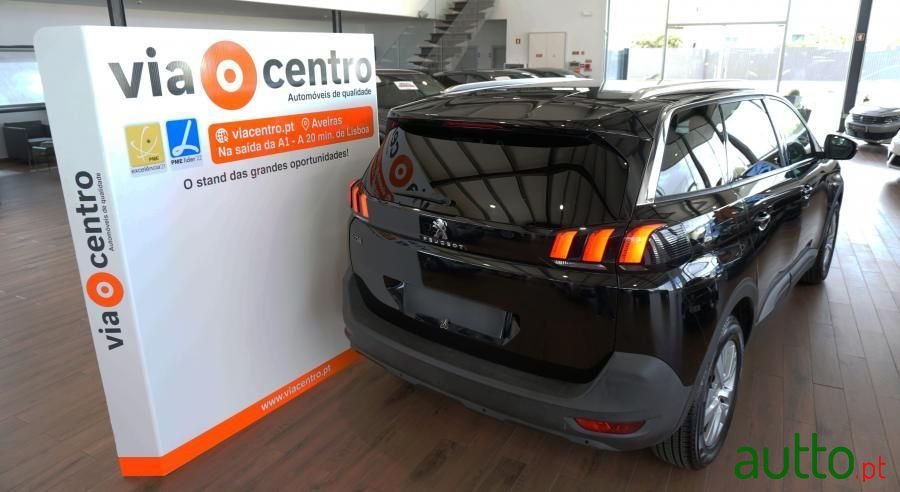 2018' Peugeot 5008 photo #4