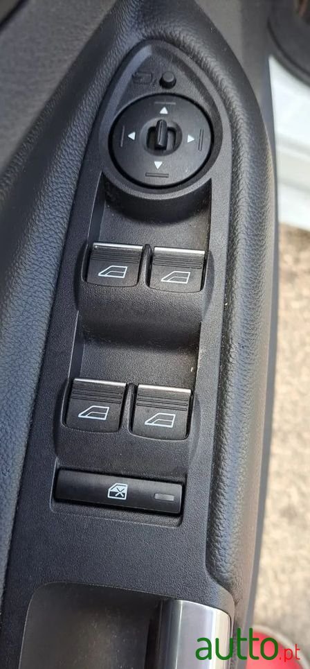 2018' Ford Kuga photo #5