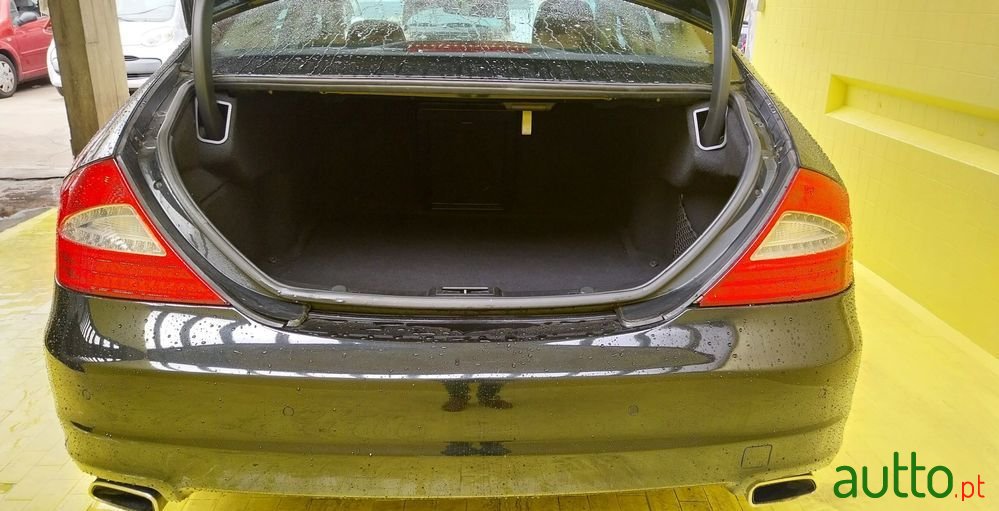 2008' Mercedes-Benz Classe Cls Cdi photo #2