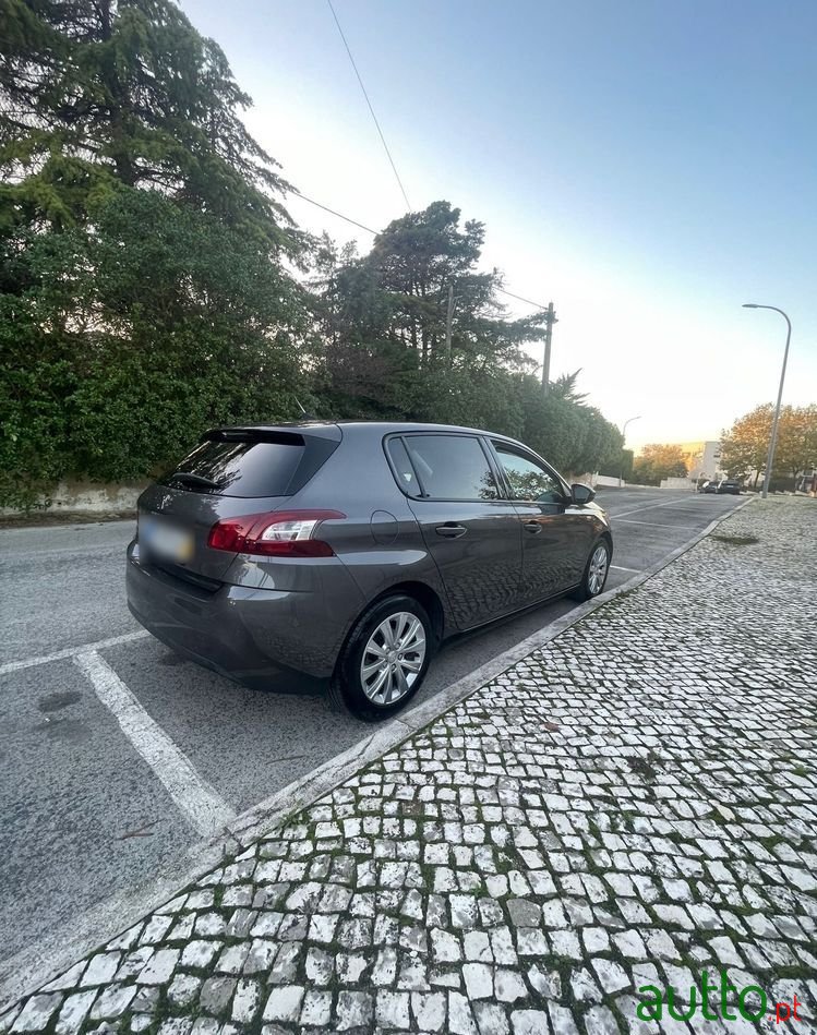 2016' Peugeot 308 1.6 Bluehdi Active photo #5