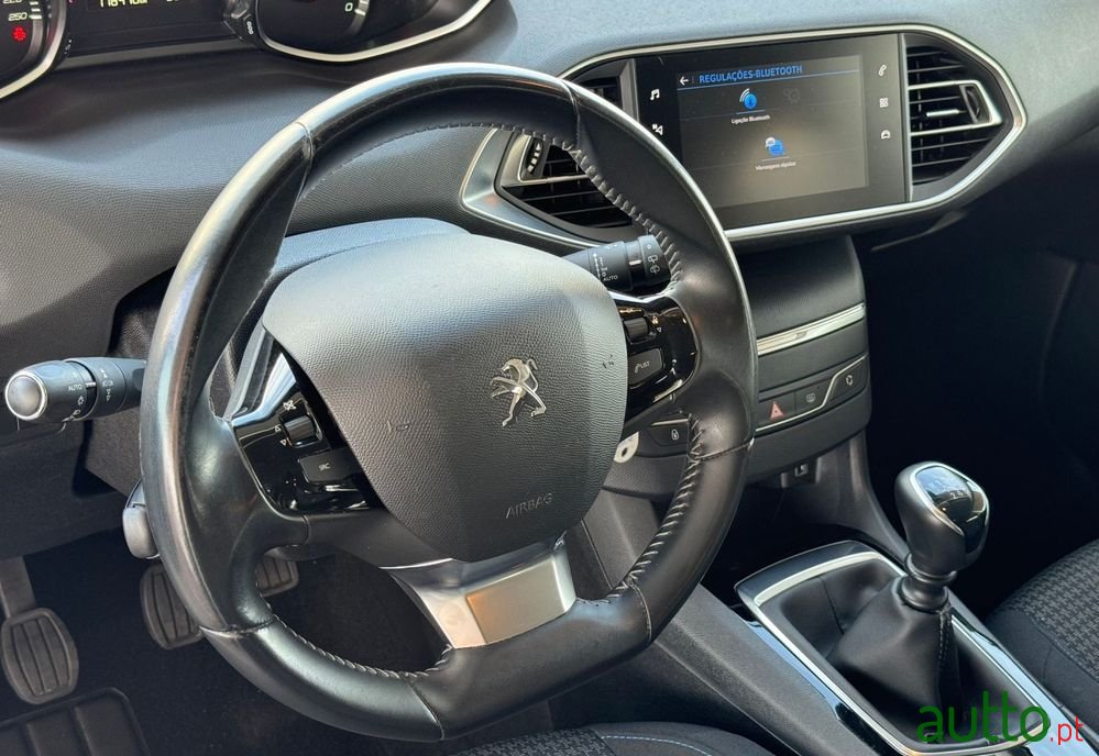 2020' Peugeot 308 Sw photo #4
