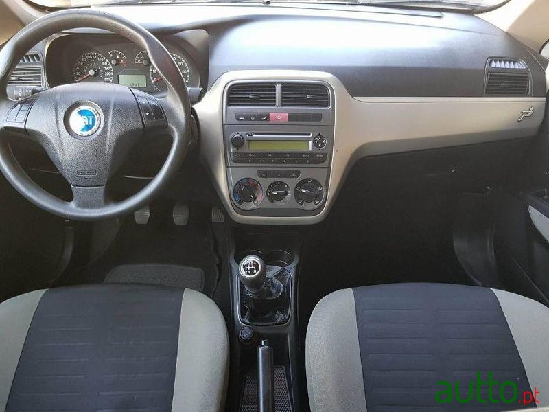 2006' Fiat Grande Punto 1.2 photo #1