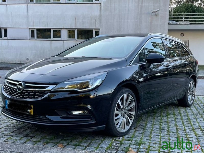 2017' Opel Astra Sports Tourer photo #1