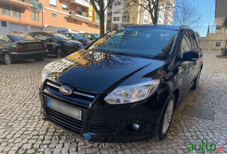 2013' Ford Focus Sw photo #3