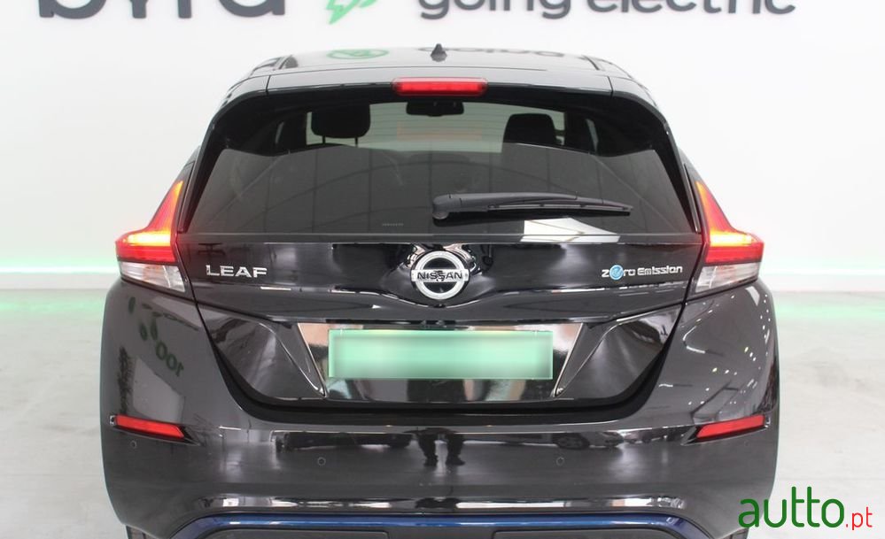 2018' Nissan Leaf N-Connecta photo #6