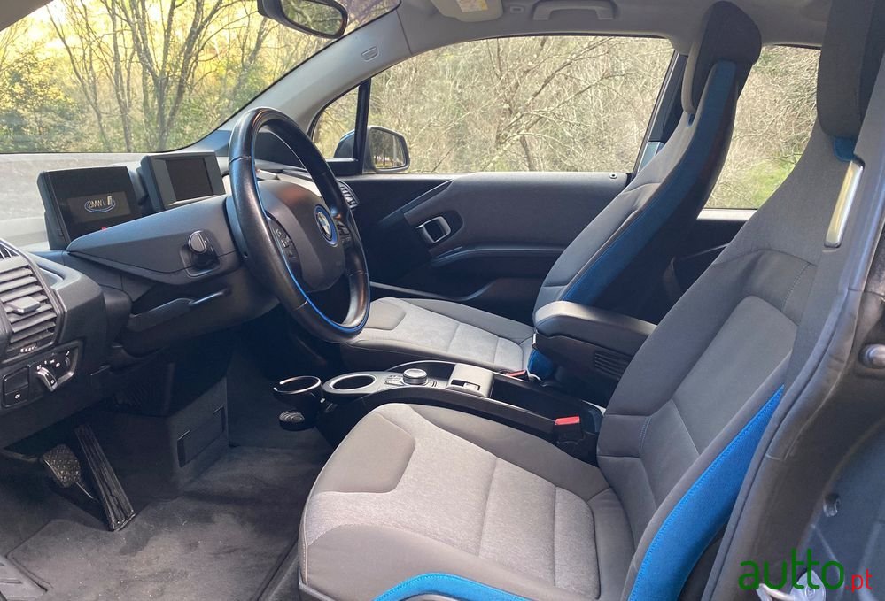 2019' BMW Série I (120 Ah) photo #6