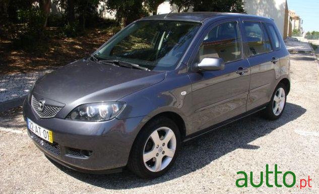 2005' Mazda 2 1.4 Diesel photo #2