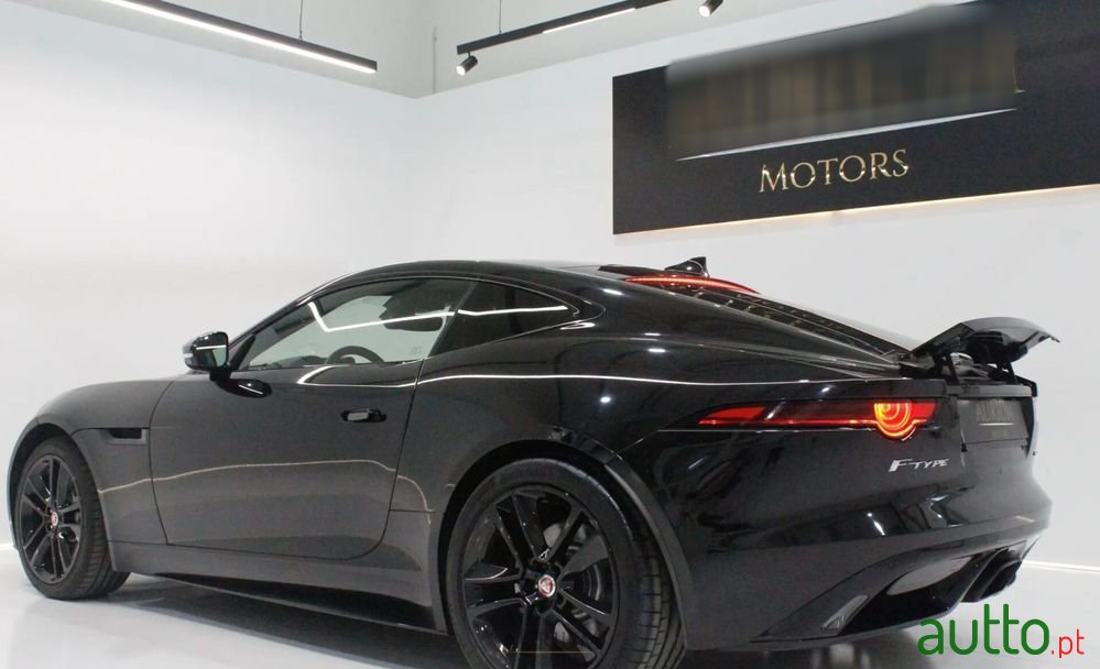 2018' Jaguar F-Type photo #3