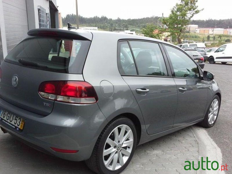 2008' Volkswagen Golf photo #1