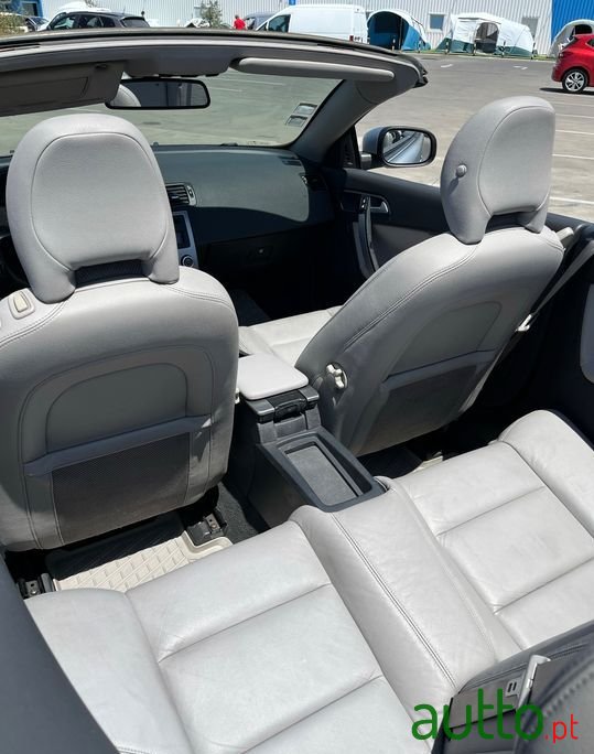 2009' Volvo C70 photo #4