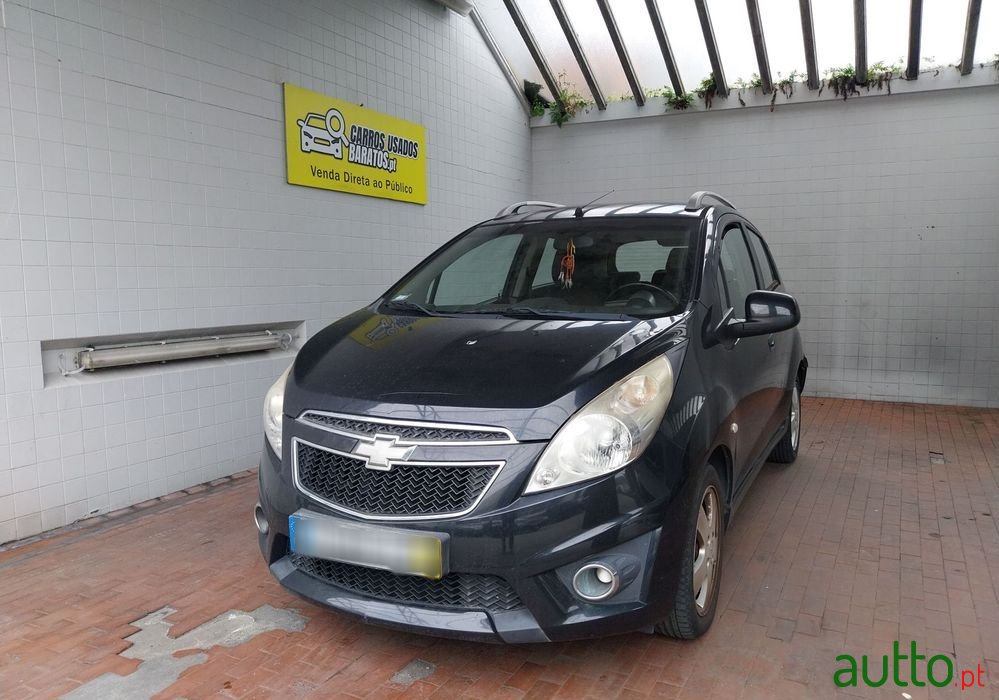 2012' Chevrolet Spark 1.0 L photo #1