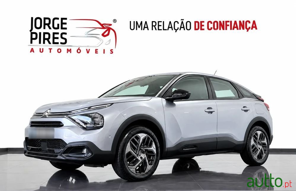 2022' Citroen C4 photo #1
