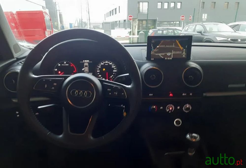 2019' Audi A3 Sportback photo #3