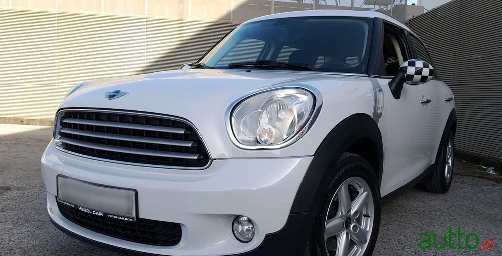 2013' MINI Countryman Cooper D All4 photo #1