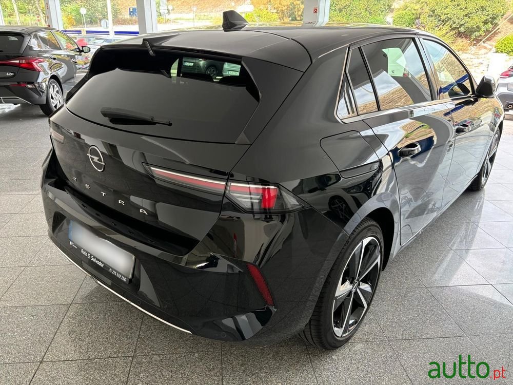 2022' Opel Astra 1.2 T Elegance photo #5