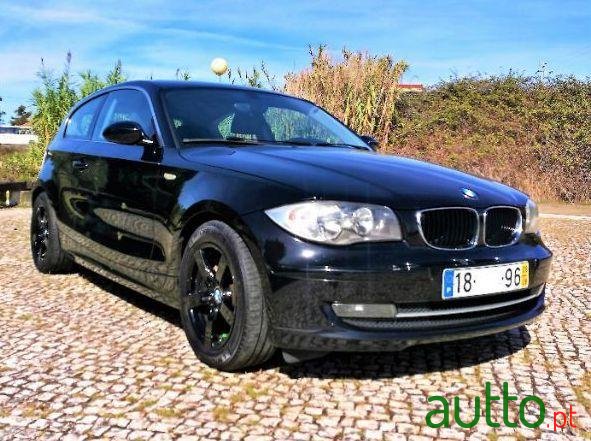 2008' BMW 118 photo #2