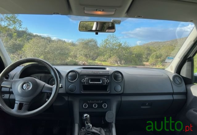 2014' Volkswagen Amarok photo #6