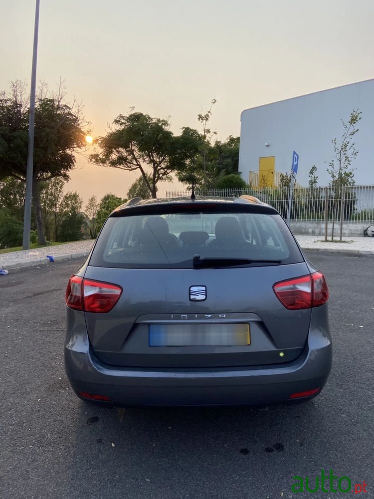 2013' SEAT Ibiza St photo #4