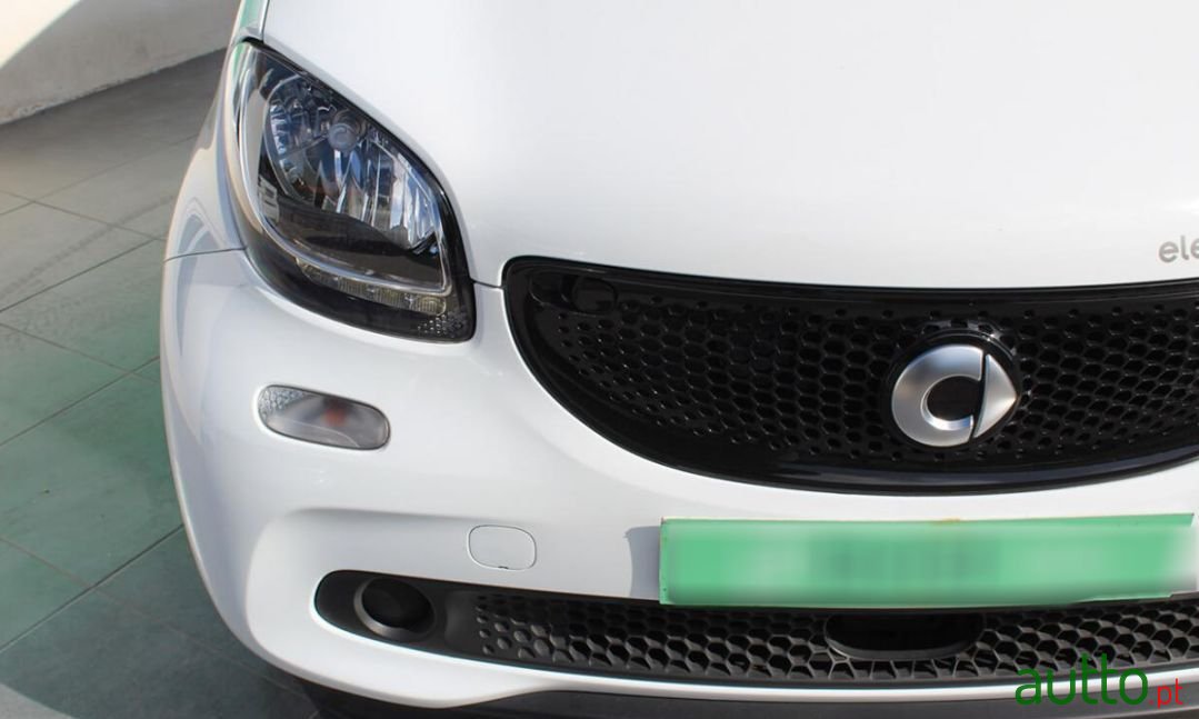2018' Smart Forfour photo #2