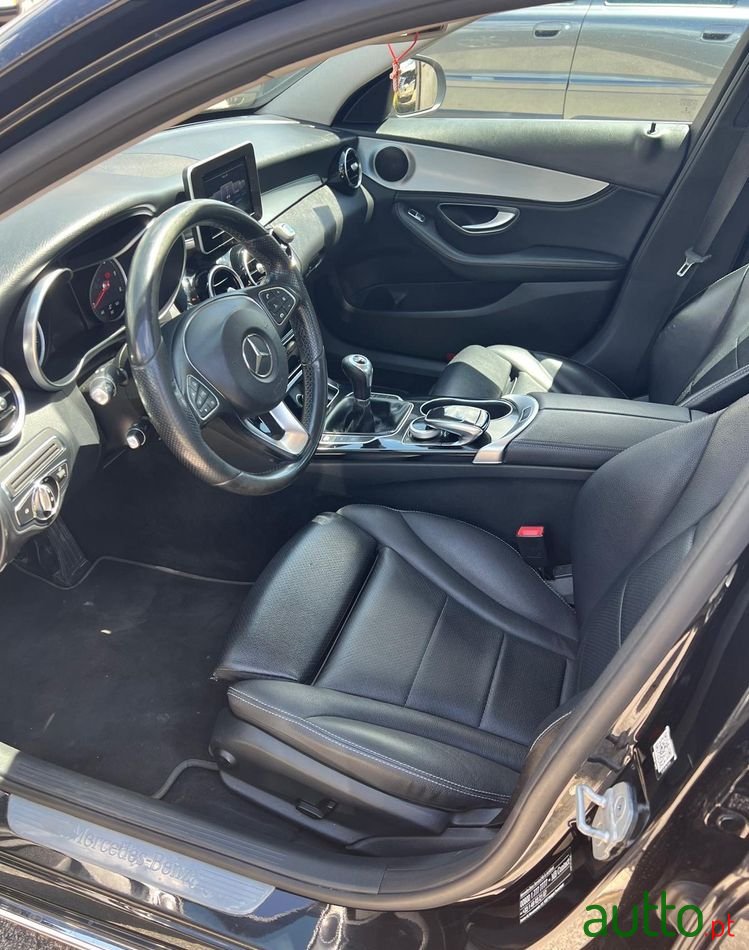 2015' Mercedes-Benz Classe C photo #5