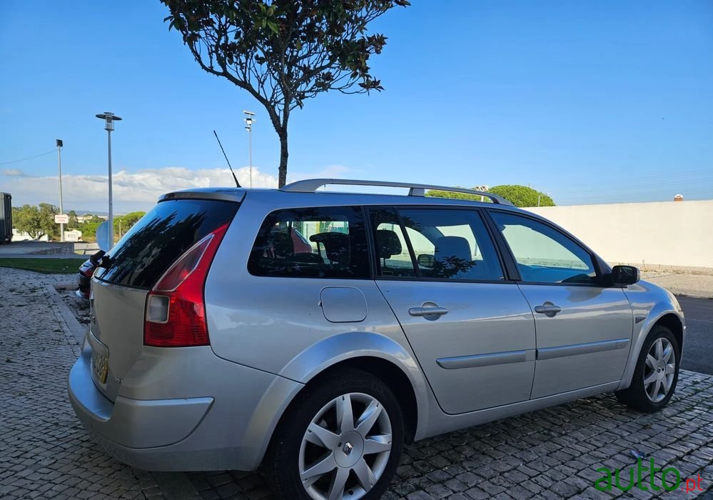 2006' Renault Megane Break photo #4