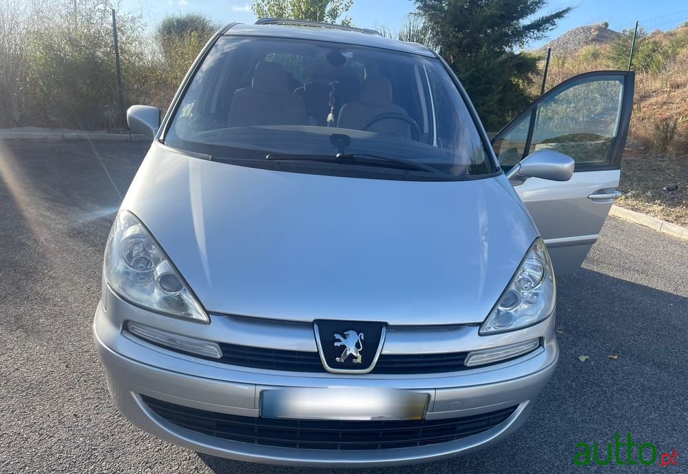 2007' Peugeot 807 2.0 Hdi Navteq photo #2