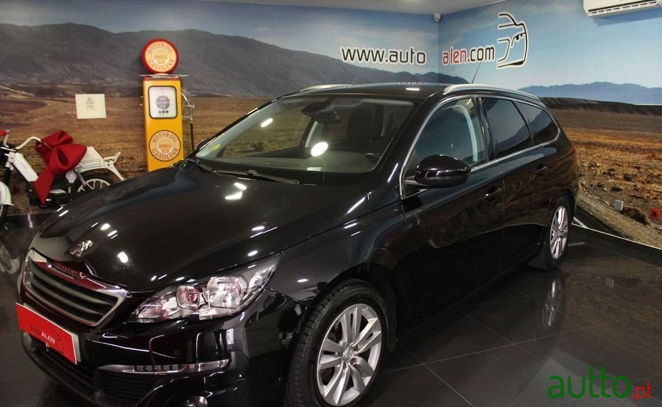 2015' Peugeot 308 Sw photo #1