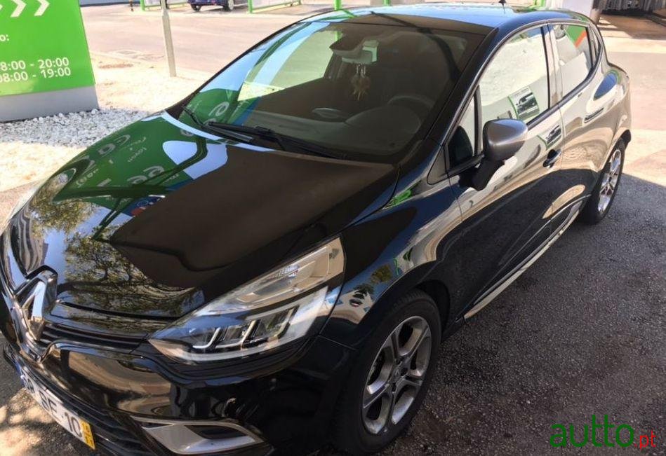 2016' Renault Clio photo #1