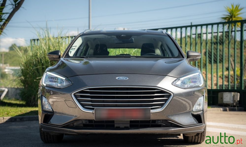 2020' Ford Focus Sw photo #2