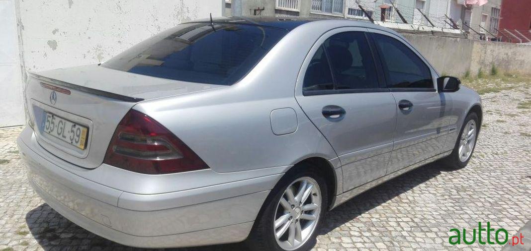 2001' Mercedes-Benz C-270 Classic photo #1