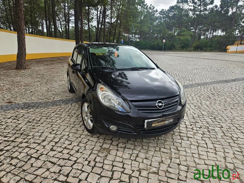 2011' Opel Corsa photo #3