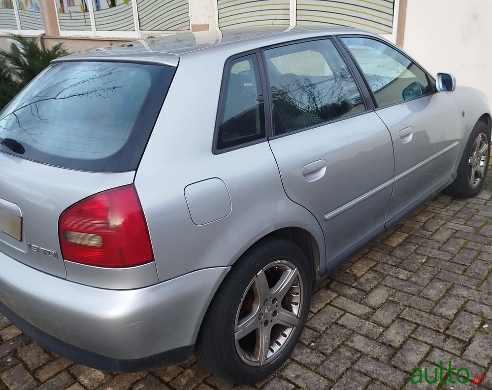 1999' Audi A3 Sportback photo #4