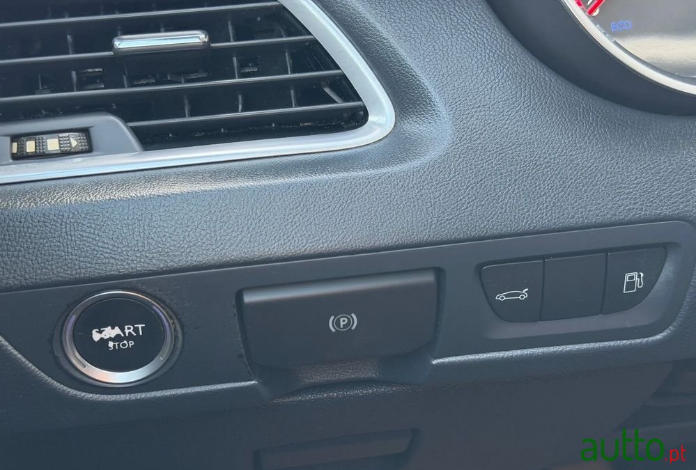 2012' Peugeot 508 Sw photo #5