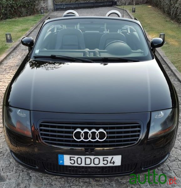 2002' Audi TT photo #2