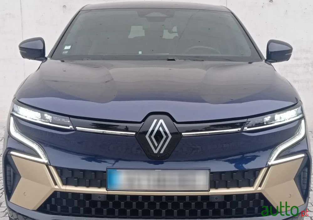 2022' Renault Megane E-Tech photo #6