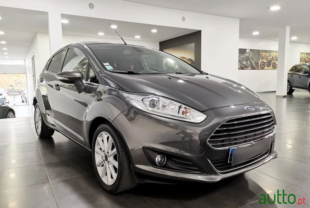 2017' Ford Fiesta photo #5