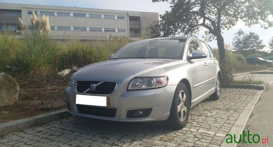 2007' Volvo V50 photo #3