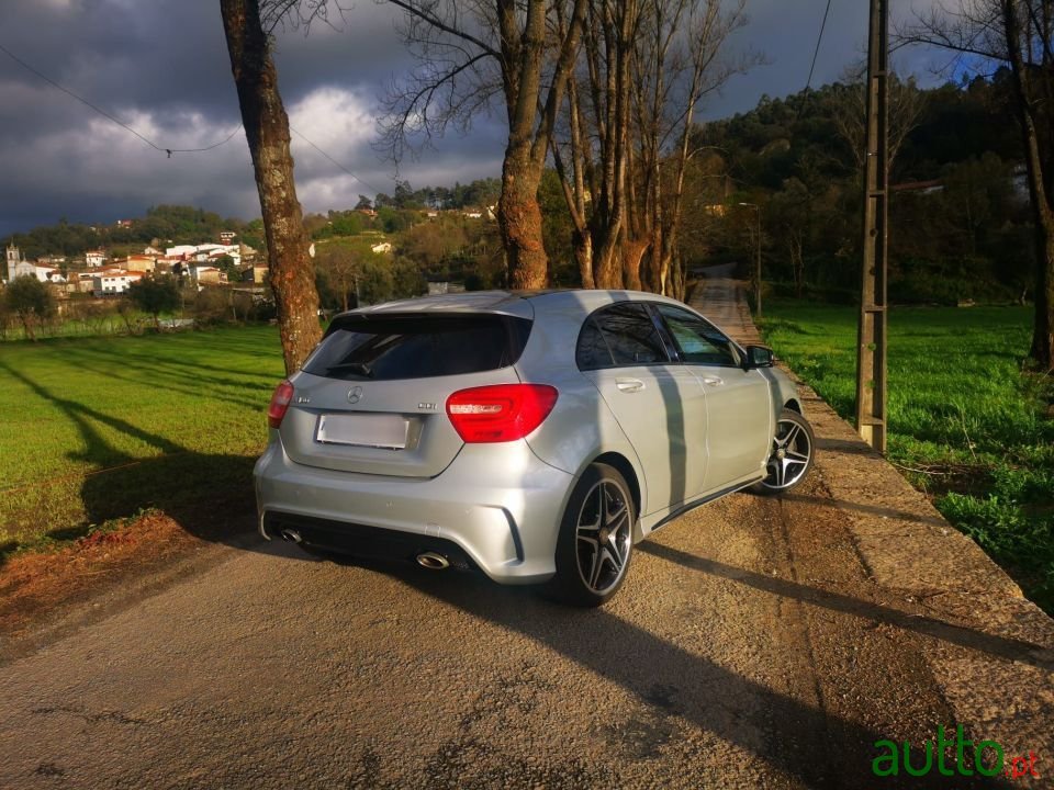 2015' Mercedes-Benz A-180 photo #4