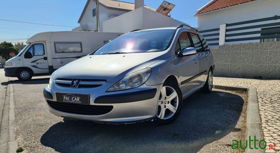 2002' Peugeot 307 Sw photo #3