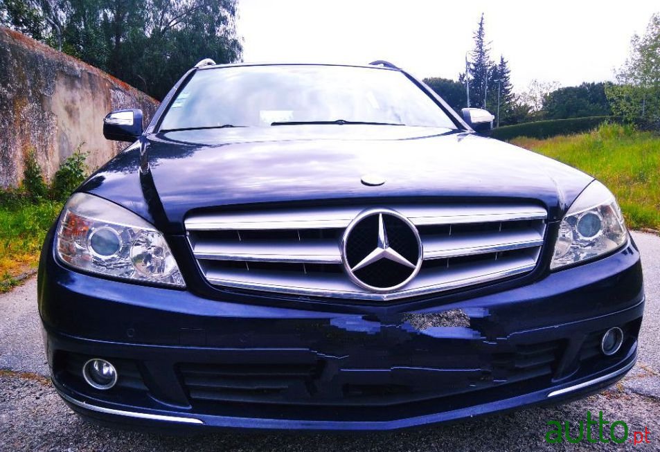 2008' Mercedes-Benz C-220 photo #1