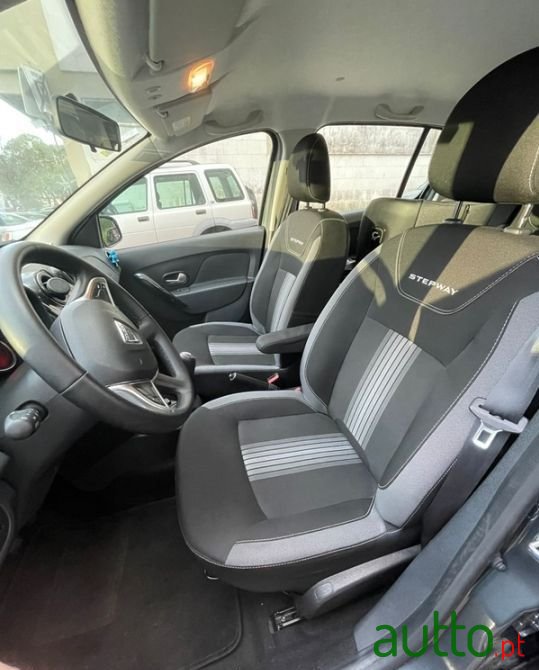 2018' Dacia Sandero photo #5