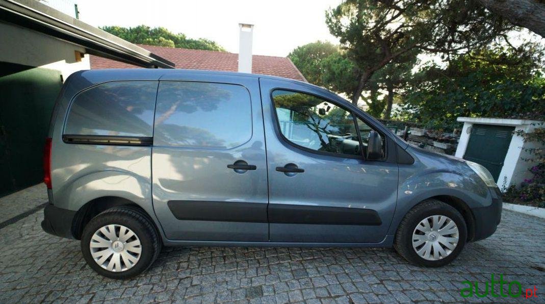 2008' Citroen Berlingo Van photo #3