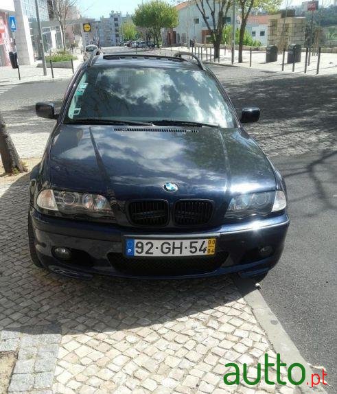 2000' BMW 320 Touring photo #1