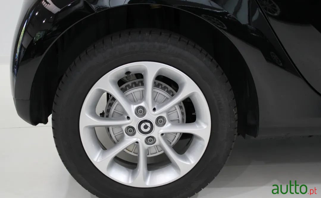 2017' Smart Forfour photo #5